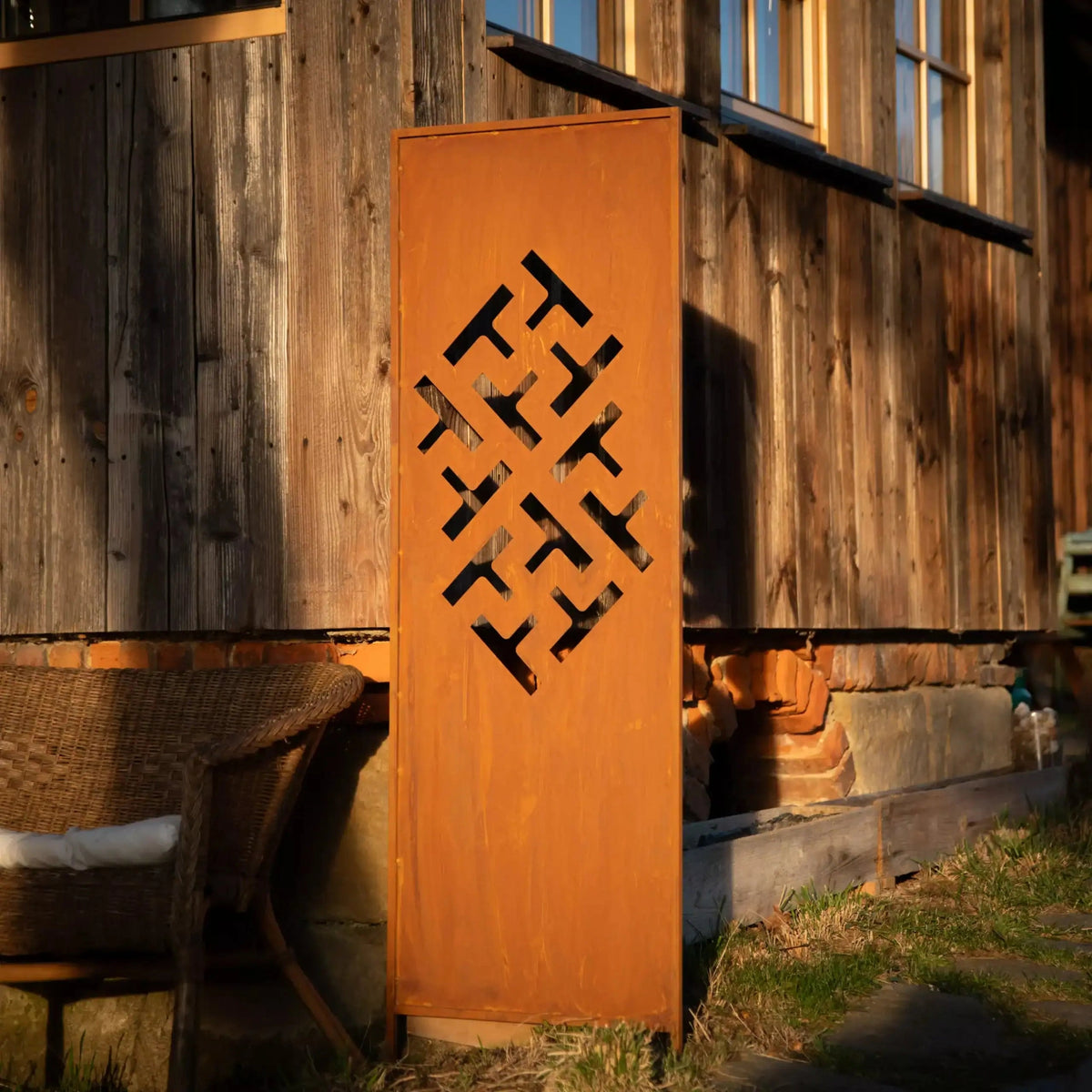 Panel Ogrodowy z Geometrycznym Wzorem - Rdzewiona Stal, 160 cm - zdjęcie 2 - Kapaga