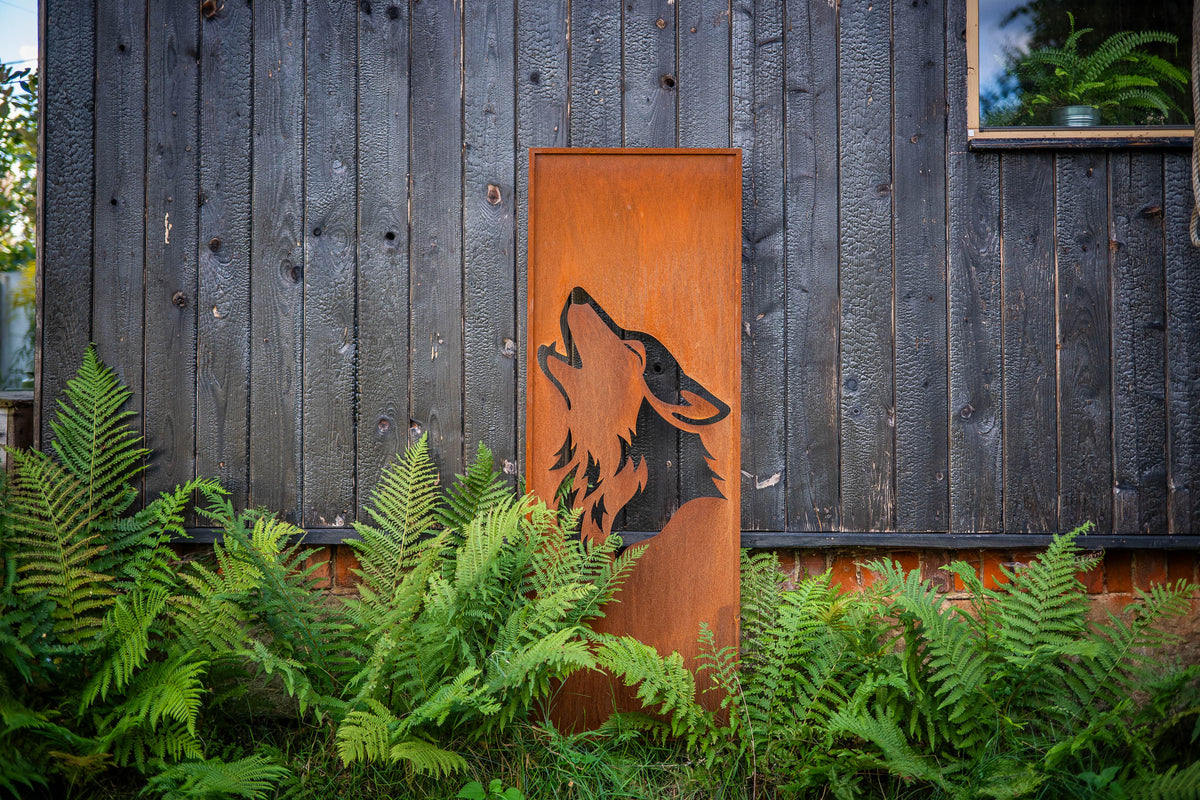 Panel ogrodowy Corten - Parawan z wyjącym wilkiem - 160 x 50 cm