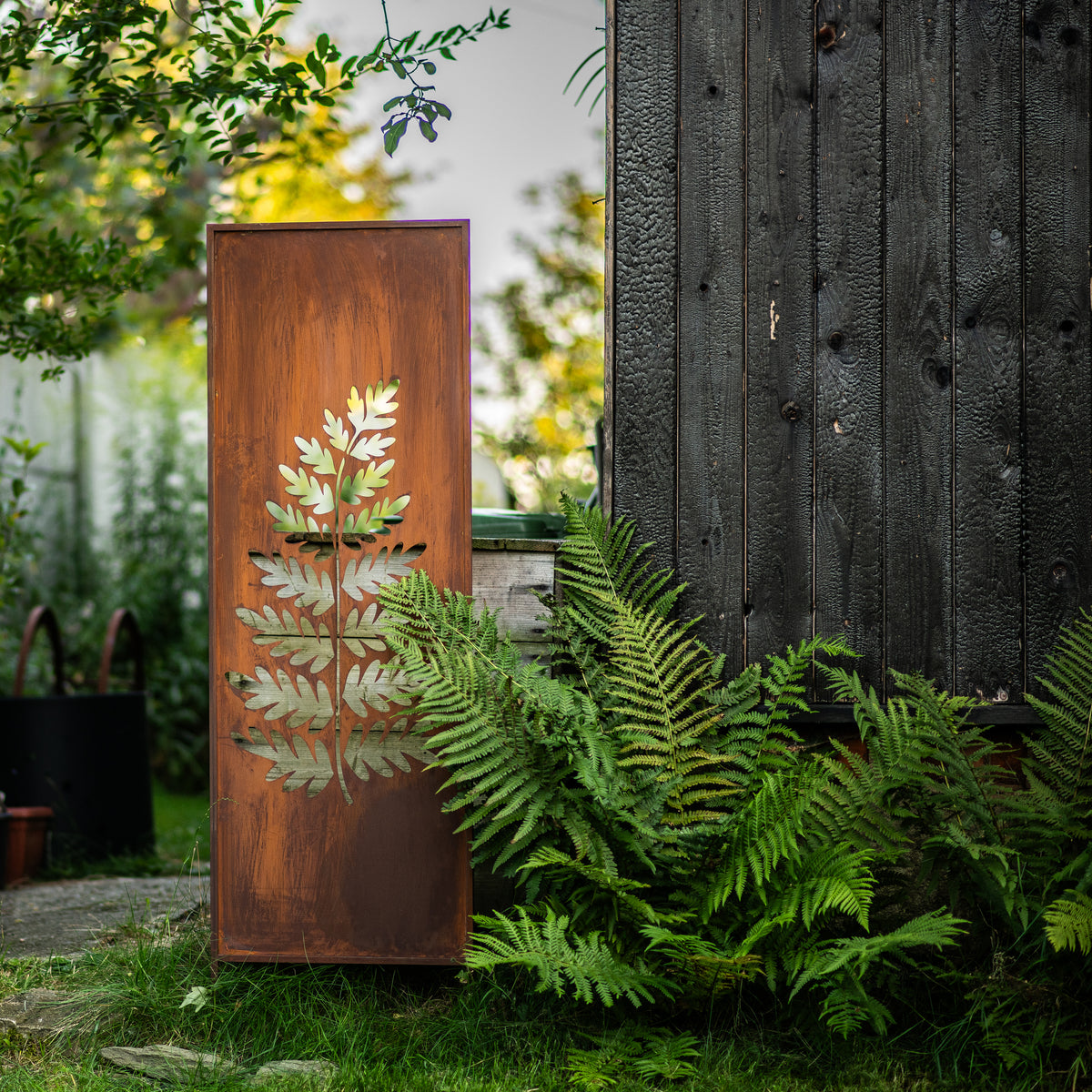 Panel ogrodowy Corten - Parawan z dużą paprocią 160 x 50 cm