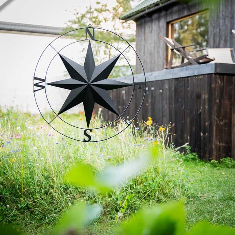 Róża Wiatrów 75 cm - Stylowa Metalowa Ozdoba Ścienna na Zewnątrz i do Wnętrz - zdjęcie 24 - Kapaga
