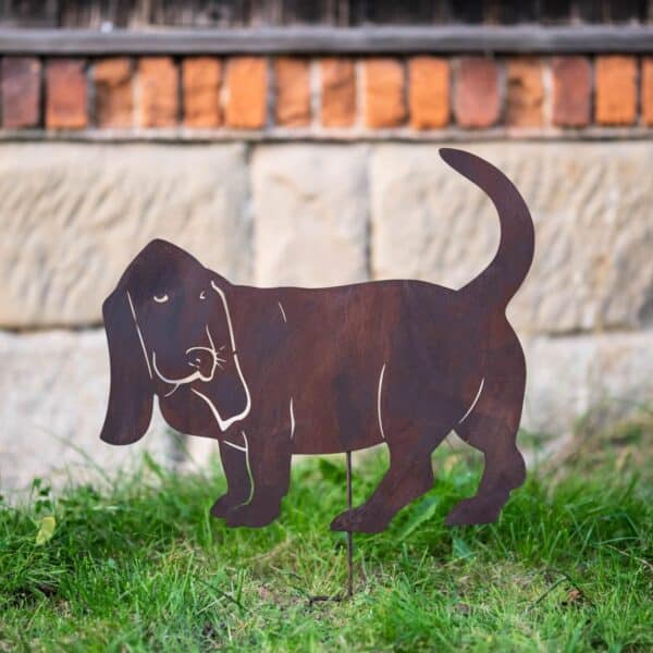 Metalowy Basset Hound - Ozdoba Ogrodowa w Stylu Rustykalnym - Kapaga