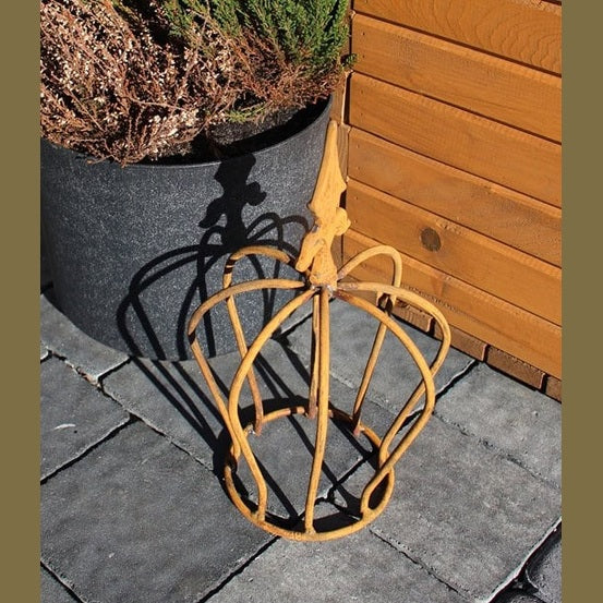 Korona Corten 30 cm - Metalowa Dekoracja Ogrodowa Królowej i Króla, Metaloplastyka do Ogrodu - zdjęcie 2 - Kapaga
