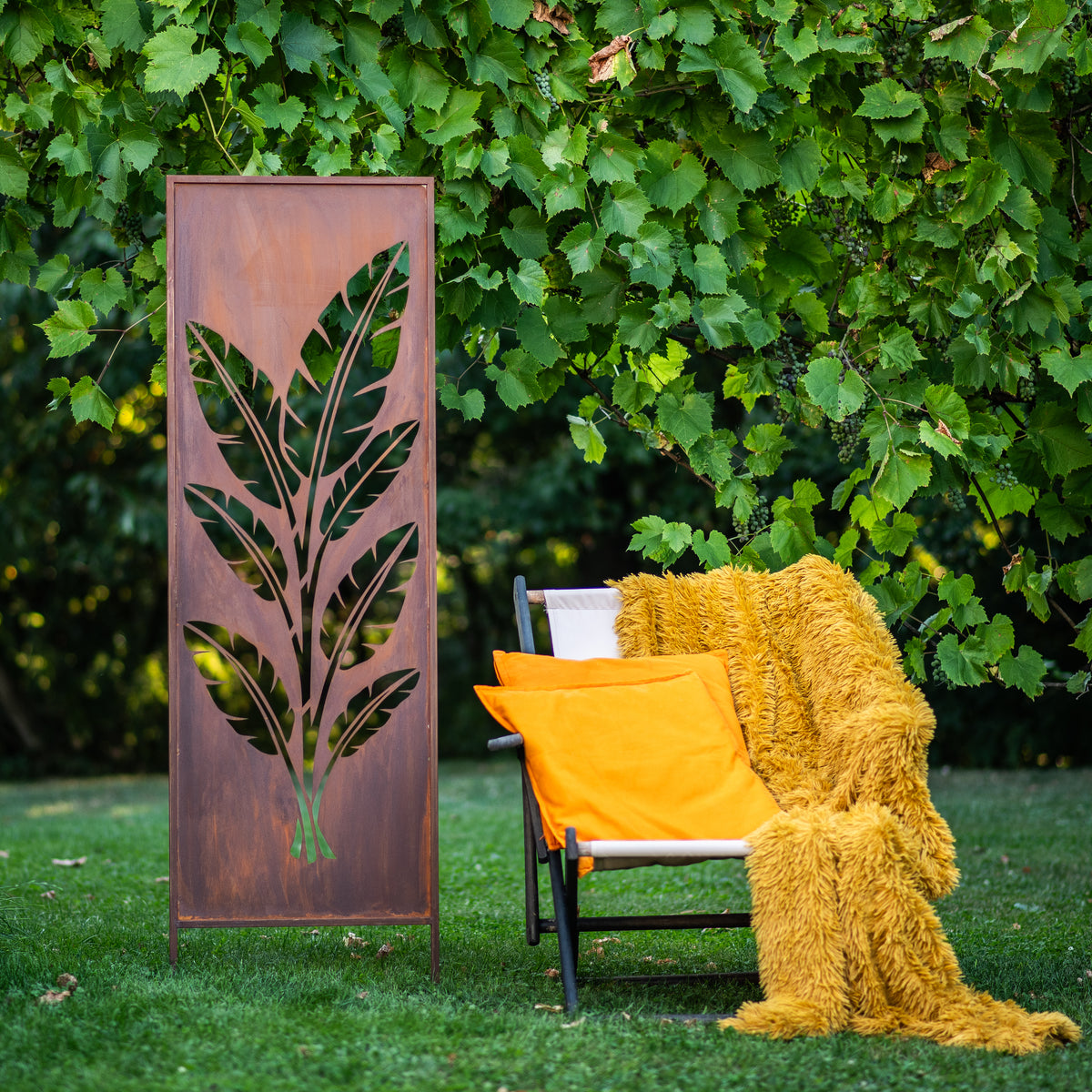 Panel ogrodowy Corten - Parawan z tropikalnymi liśćmi - 160 x 50 cm