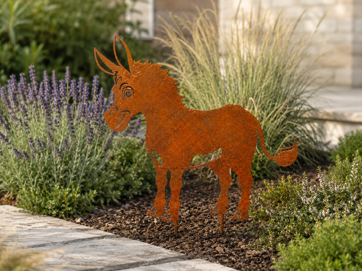 Metalowa dekoracja ogrodowa Osioł 80 cm – stal patynowana z efektem corten